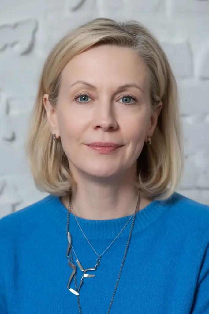 1. Blonde Mid Length Cut for Thin Hair